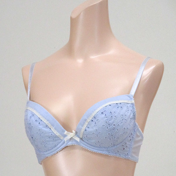 ブラジャー