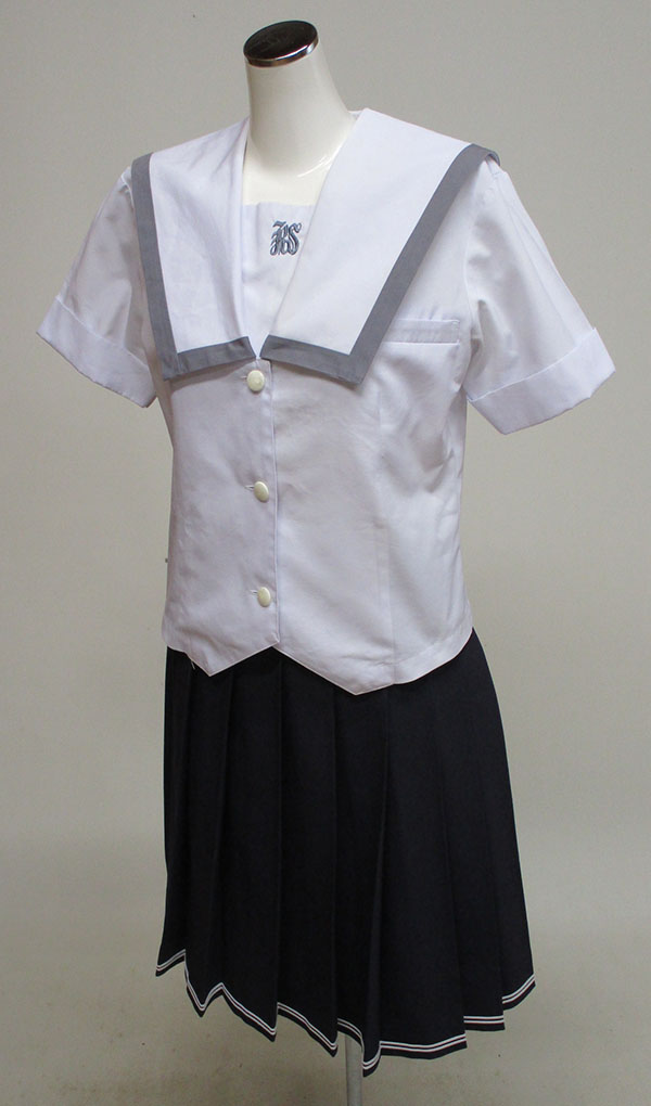 夏上衣＋スカート