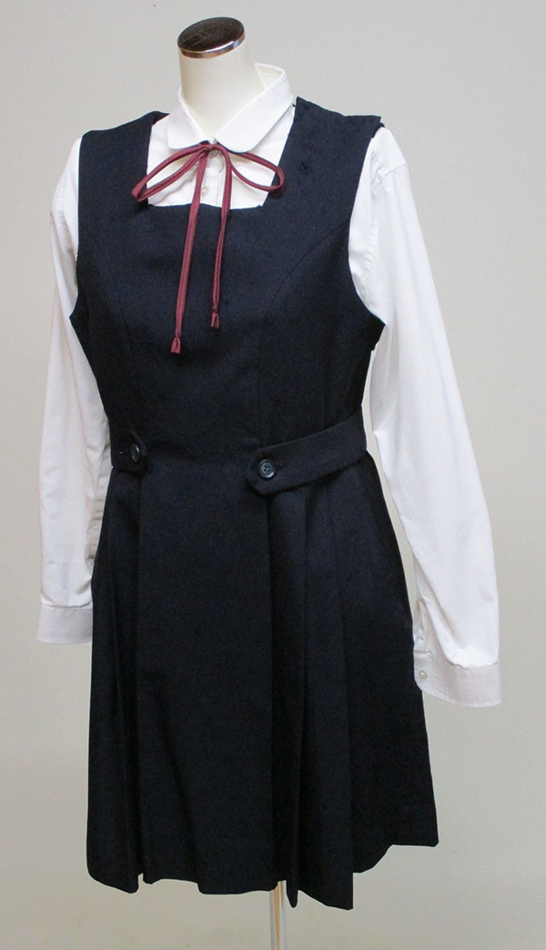 ブラウス＋ジャンスカ（ヒモタイ付）