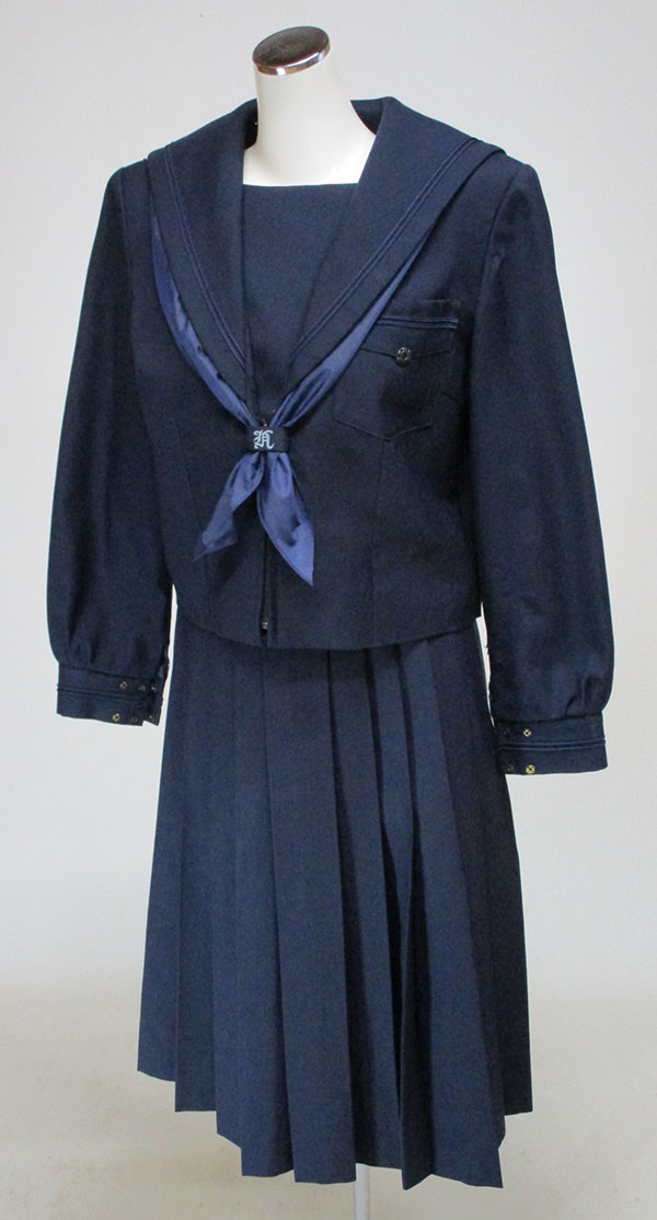 冬セーラー上下セット(スカーフ付)